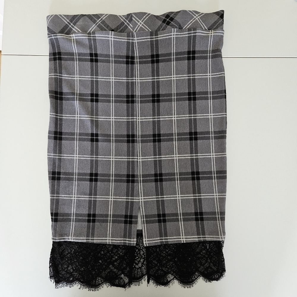 Torrid Pencil Skirt 1x Black Gray Plaid Lace Trim Back Slit Studio Ponte Lux - Picture 7 of 15